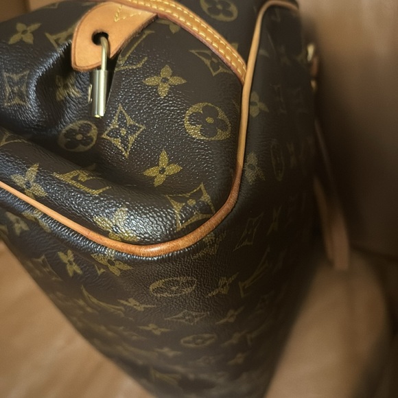 Louis Vuitton Montorgueil GM - Picture 5 of 12